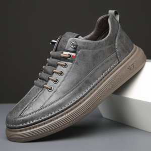 Chaussures décontractées pour hommes en cuir véritable, bout rond, semelle plate en caoutchouc, respirantes, chaussures de marche - Product Image 1