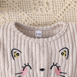 ชุดเซ็ตสองชิ้นสำหรับเด็กผู้หญิง ลายยิ้ม เสื้อแขนยาวและกางเกงลำลอง สำหรับกิจกรรมกลางแจ้งและพักผ่อน - Product Image 3