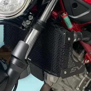 Защитная сетка для радиатора и маслоохладителя мотоцикла Suzuki SV-7GX, алюминиевая, для системы охлаждения - Product Image 3