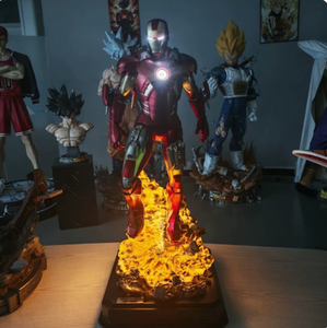 Sculpture de personnage Marvel 1:3, grande décoration lumineuse, Iron Man, décoration pour cybercafé, cinéma - Product Image 5