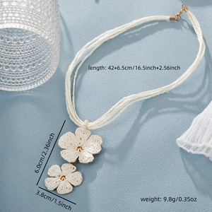 Collana con Ciondolo Intrecciato a Mano in Paglia Naturale Raffia Boho con Design a Farfalla, Foglia e Fiore <span class=keywords><strong>per</strong></span> Donna, Gioielli Estivi da Spiaggia e Vacanza - Product Image 6