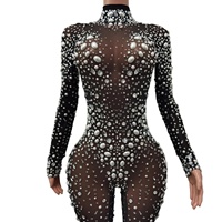 Combinaison longue à manches longues transparente pour femmes, tenue de danseuse, body moulant, combinaison une pièce, combinaison sexy en strass pour femmes