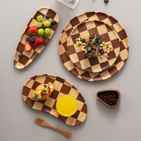 Plateau de service en bois d'acacia artisanal de luxe, plateau de jeu d'échecs, plateau de jeu de société, décoration de salon, table basse, cadeau pour la maison