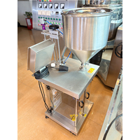 Machine de remplissage semi-automatique à piston 5-10000 ml avec trémie de 40 L et buse anti-goutte pour liquides, pâtes, crèmes et sauces
