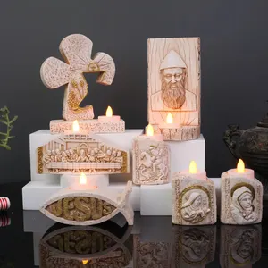 Polyresin प्रतिमा धार्मिक क्रिसमस पवित्र सेट यीशु कस्टम स्तंभ Tealight मोमबत्ती धारक