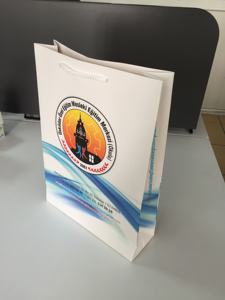 Bolsas de Papel Reciclables Ecológicas de Lujo con Logotipo Personalizado para Publicidad y Compras, Estilo Eurotote, Impresión Offset - Product Image 2