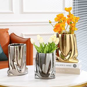 Vase doré électro-plaqué pour la décoration de la maison moderne, élégants petits vases en céramique dorés, vases à fleurs de luxe pour la décoration - Product Image 4