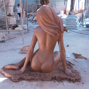 Decoración de jardín al aire libre Metal Craft Bronce Estatua de pelo largo Di Donne Chica desnuda en Bronzo en el suelo - Product Image 6