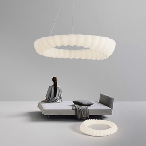 Lustre moderne et minimaliste de style nordique pour chambre à coucher, salon, salle à manger, design unique et créatif, nouveau modèle - Product Image 1