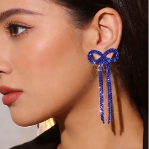 Moda nuevo lujo brillante blanco diamantes de imitación Cristal Arco Largo borla pendientes fiesta novia vestido dulce borla pendientes - Product Image 5