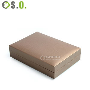 Coffret de bijoux en cuir PU personnalisé avec logo pour collier, bracelet, boucles d'oreilles et bague - Vente en gros - Product Image 1