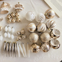 Ensemble d'ornements de boules de Noël en PVC peint électrolytique, pendentifs pour arbre de Noël, décoration de fête et de maison, 5 styles