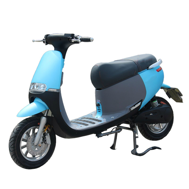 Smart Lightweight City Electric Moped Scooter With USD Phone Charging Port