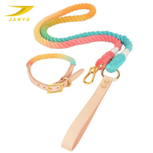 Collier de chien en cuir multicolore fait à la main personnalisé corde de coton avec poignée - Product Image 1
