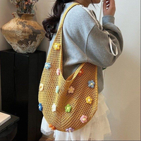 Sac à bandoulière en crochet fait main avec fleurs, sac fourre-tout en maille ajourée, grande capacité, sac de plage bohème, sac hobo pour les vacances d'été pour femmes