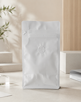 Sachet polyvalent en film composite de qualité alimentaire, en aluminium, autoportant, entièrement occultant, anti-UV et stable aux produits chimiques, pour aliments pour animaux de compagnie