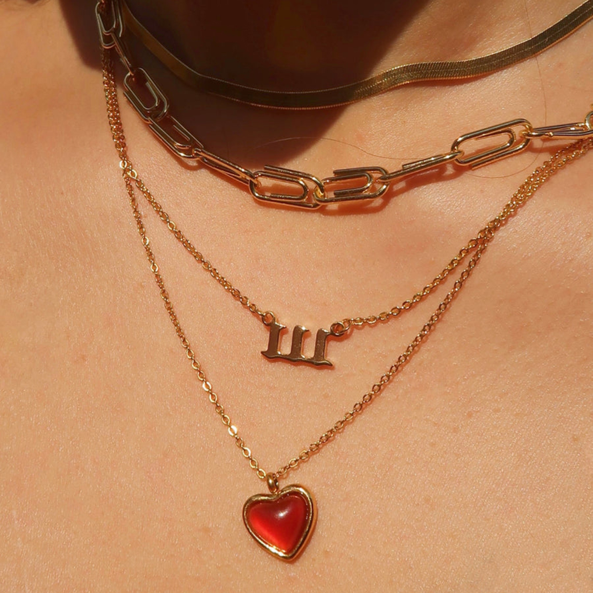 Collana con ciondolo a cuore inciso: regalo personalizzato per San Valentino - Italia