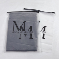Sac en plastique PE givré refermable à impression personnalisée pour la production rapide, emballage de vêtements, sac à glissière givré avec votre logo