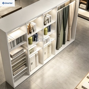Espositori in metallo personalizzabili e arredi modulari regolabili per showroom, decorazioni per la casa e vetrine. - Product Image 2