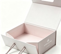 Scatola Regalo di Lusso Pieghevole Magnetica Riciclabile con Manico, Scatola Rigida Personalizzata con Goffratura per Confezioni Regalo di Matrimoni, Compleanni, Souvenir e Presenti