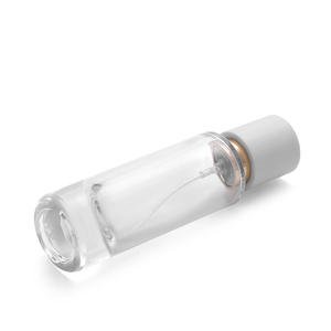 Bouteille <span class=keywords><strong>de</strong></span> <span class=keywords><strong>parfum</strong></span> rechargeable <span class=keywords><strong>de</strong></span> <span class=keywords><strong>30</strong></span> <span class=keywords><strong>ml</strong></span> Bouteille <span class=keywords><strong>de</strong></span> pulvérisation en verre Soins <span class=keywords><strong>de</strong></span> la peau <span class=keywords><strong>Eau</strong></span> Cosmétique Sous-embouteillage Support Personnalisation - Product Image 5