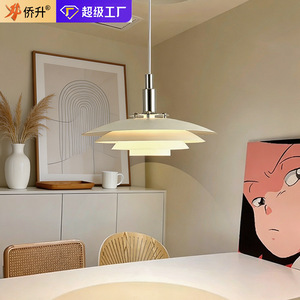 โคมไฟเพดานสไตล์นอร์ดิก Qiaoqi แบบโมเดิร์น หลอดไฟ LED E27 ทรงกลม หลายหัว สำหรับห้องรับประทานอาหารที่บ้าน - Product Image 1