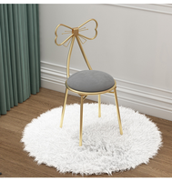 Chaises de salon décoratives en velours à décanter utilisées pour la décoration intérieure Chaise de mobilier en métal au design moderne couleur or