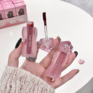 Brillo de Labios Mate Personalizable al por Mayor para Mujer Cosméticos Femeninos a Granel - Product Image 4