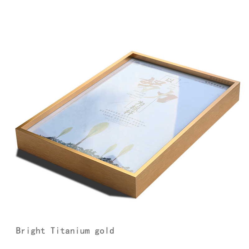 Or titane brillant