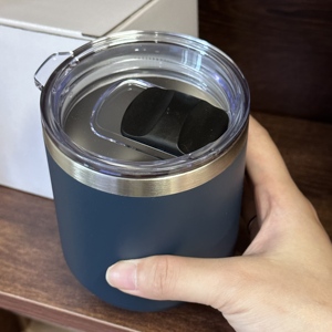 Rambler 10 oz Lowball 2.0 empilable, isolé sous vide, en acier inoxydable avec couvercle MagSlider - Product Image 4