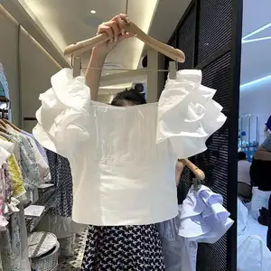 2024 Spot South Korea summer new wrinkly design sense of fashion high-waisted short blouse