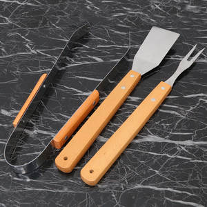 Juego de herramientas para parrilla Butterfly de acero inoxidable, 3 piezas: tenedor, espátula y pinza para barbacoa con mango de madera, herramientas duraderas para voltear al aire libre - Product Image 1
