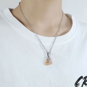 Collar con Colgante de Corazón con Costuras Doradas en Acero Inoxidable, Collar de Titanio con Zirconia en Forma de Corazón 'Te Amo', Juego de Collares para Pareja - Product Image 4