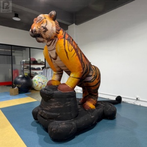 Tigre gonflable LED extérieur <span class=keywords><strong>de</strong></span> 2,4 m sur base rocheuse, en tissu Oxford, avec logo personnalisé, pour <span class=keywords><strong>la</strong></span> promotion des parcs d'attractions/centres commerciaux - Product Image 4