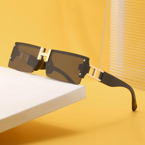 Gafas de Sol Cuadradas Personalizadas sin Marco con Bordes Biselados, Unisex, Lentes de PC Negras, Protección UV400, Estilo Instagram, Número de Pieza 6971 - Product Image 4