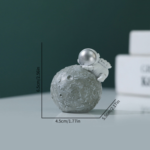 Mini figurine d'astronaute en résine, modèle de cosmonaute, sculpture décorative, <span class=keywords><strong>art</strong></span> de bureau à domicile, accent science-fiction - Product Image 4