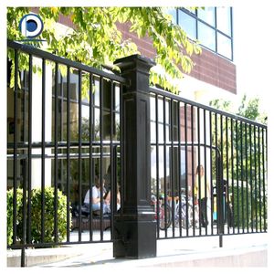 Ringhiera in Ferro Battuto PremierRail con Collare Decorativo Integrato per Scale - Product Image 5