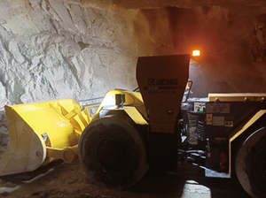Chargeuse-pelleteuse souterraine à quatre roues motrices XUL514(WJ-6), chargeuse frontale, moteur <span class=keywords><strong>Volvo</strong></span>, pompe, boîte de vitesses, godet de 6 m, 14 tonnes - Product Image 6