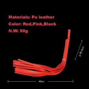 BANSEY Fouet en cuir PU souple avec larges pompons et poignée à boucle de poignet, pour jeux de rôle, préliminaires, discipline et fessées en couple - Product Image 2