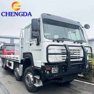 Camión de Plataforma Plana Sinotruk de 4 Ejes y 60 Toneladas, 430HP, 8*4, para Transporte de Maquinaria Pesada - Product Image 6