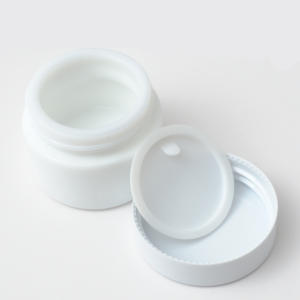 Bocaux d'emballage concentré résistant aux enfants Cannacoast 0,5 oz-4 oz, cylindre en verre anti-odeur avec bouchon à vis pour crème de soin de la peau au chanvre - Product Image 6