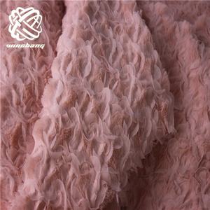 <span class=keywords><strong>Tissu</strong></span> <span class=keywords><strong>en</strong></span> fausse fourrure de <span class=keywords><strong>lapin</strong></span> PV à motif <span class=keywords><strong>en</strong></span> spirale rose <span class=keywords><strong>en</strong></span> gros pour vêtements, jouets, sacs, textiles de maison - Product Image 5