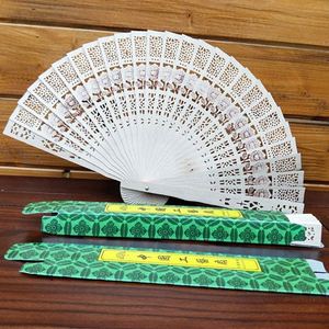 Abanico Plegable de Madera Tallada con Diseño de Arte Folclórico, Material Ecológico de Papel de Bambú con Animales Pintados, Modelo Promocional para Decoración de Festivales - Product Image 5