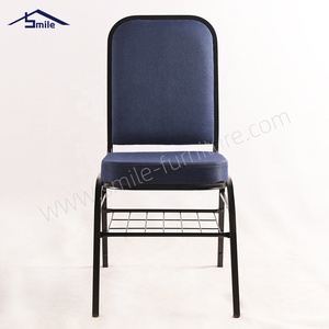 Sillas Comerciales Usadas de Hierro Marca SMILE para Iglesia, Populares, Baratas, de Alquiler, al por Mayor - Product Image 3