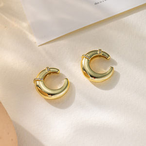 Fashion <b>Cuff</b> <b>Earrings</b> Gold Geometric Shape Unisex <b>Ear</b> Clip <b>Earring</b> With Zircon Detail Spring 2025 Yiwu Origin - Product Image 4