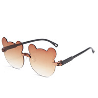 Lunettes de soleil européennes américaines Bear-in-One pour enfants Transparent Jelly Color Peach Heart Design avec verres UV400