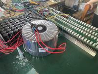 Yüksek Kaliteli 10U 2 Kanallı 13000W Profesyonel Ses Güç Amplifikatörü 8/4 Ohm 18/21 İnç Subwoofer için Konserler, Sahneler ve Açık Hava Etkinlikleri için