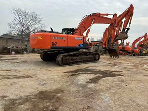Excavatrice sur chenilles Hitachi ZX350 d'occasion, 35 tonnes, d'origine japonaise, hydraulique, robuste, pour projet minier. - Product Image 3