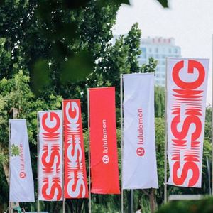 Wholesale Custom Knitted Polyester Feather <b>Flags</b> Fast Delivery Double Sided Outdoor Advertising Fiberglass Flagpole High Quality - Product Image 5