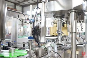 bebida de cerveza máquina de enlatado máquina de lata de <span class=keywords><strong>Soda</strong></span> de pequeños equipos de la línea de producción - Product Image 3